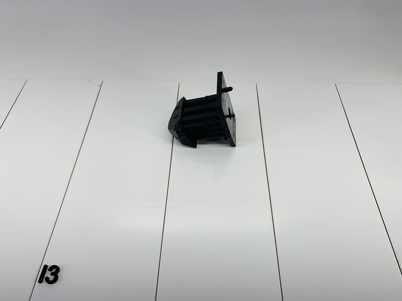 12-19 FIAT 500 FRONT RIGHT SIDE BUMPER ENERGY ABSORBER MOUNT BRACKET OEM