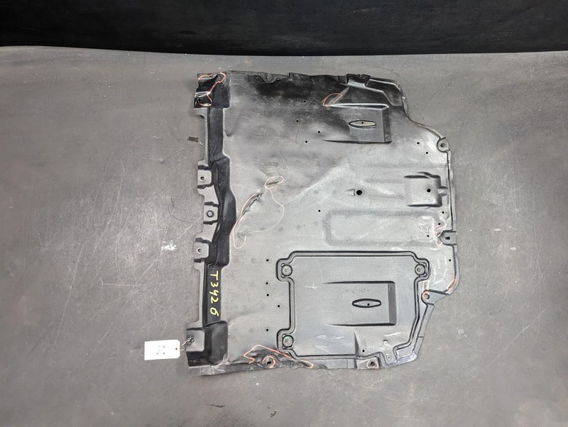 Engine Under Cover Splash Shield 2021 Toyota C-HR 51410-F4110 2018 2019 - 2022 X