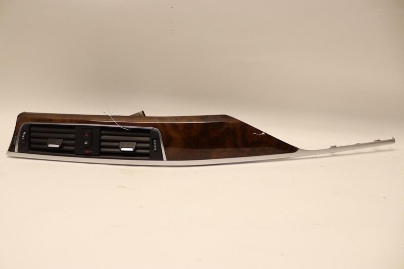 2019-2020 BMW 430I F33 DASHBOARD CENTER AIR VENT RIGHT PASSENGER MOLDING OEM
