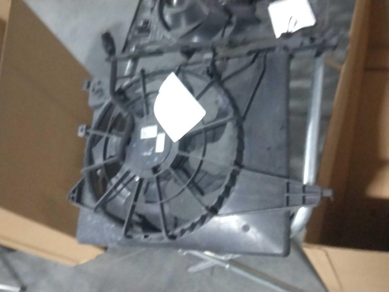 2018 Hyundai Santa Fe Engine Cooling Fan Motor OEM 2.4L 63K Miles Grey
