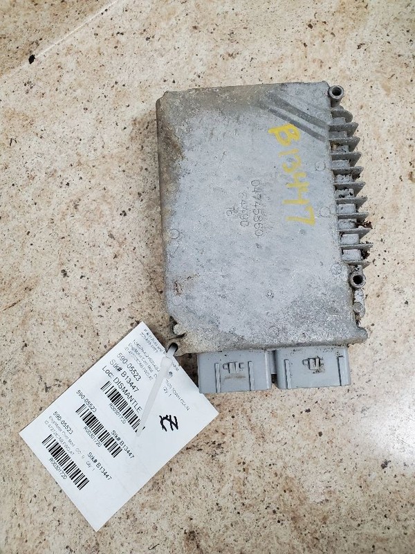 Engine ECM Electronic Control Module Left Hand Fender Fits 00 CARAVAN 301720