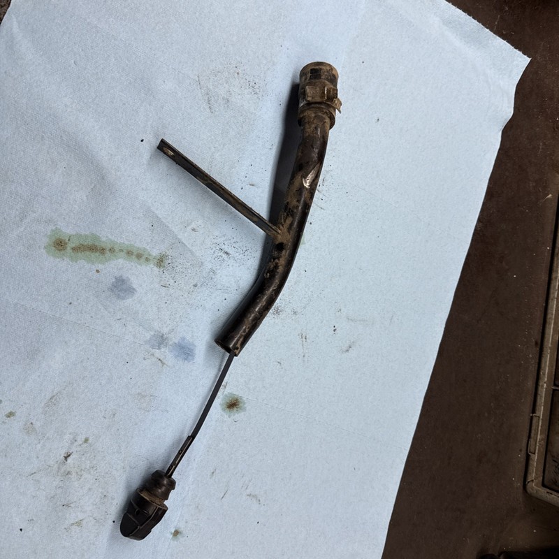 1996 Cushman TrucksterDaihatsu 327 Engine 898632B motor oil dipstick