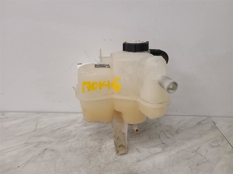 Coolant Reservoir Fits 01-12 ESCAPE 557218