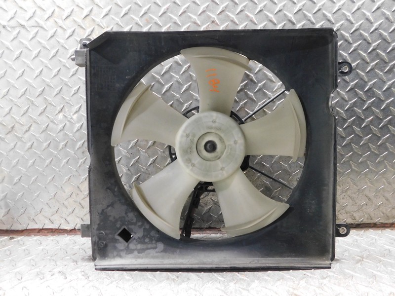 13 - 17 HONDA ACCORD LEFT RADIATOR COOLING FAN 2.4L