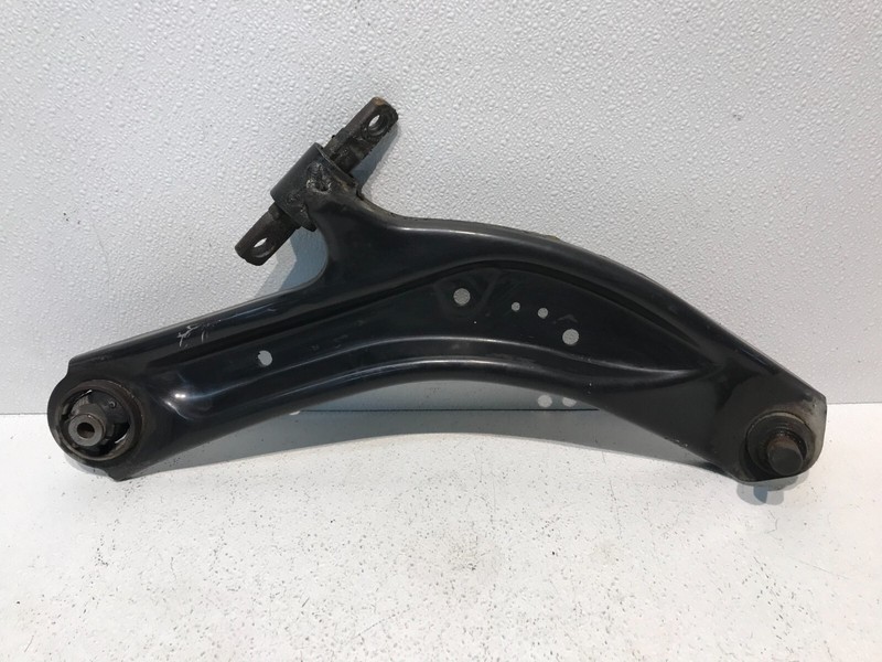 2016 Nissan Rogue S Front Right RH Passenger Lower Control Arm 86K Miles