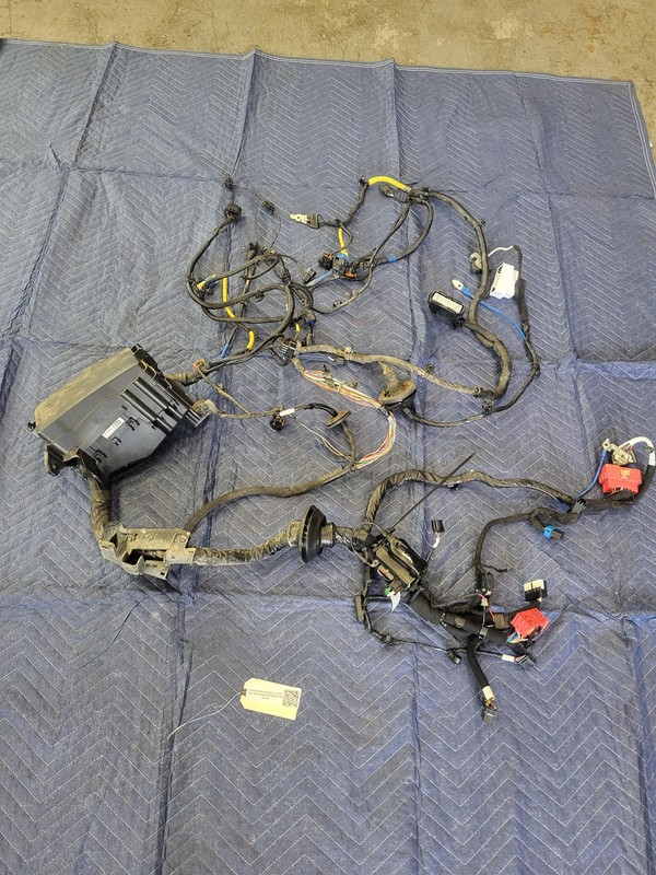 Used Oem Kia Engine Wiring Harness 2.0L FWD for 2021 Soul