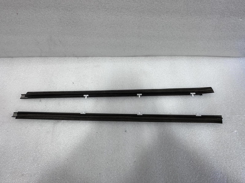 2001 2002 2003 2004 TOYOTA TACOMA BOTH FRONT DOOR WINDOW MOLDING TRIM STRIPS