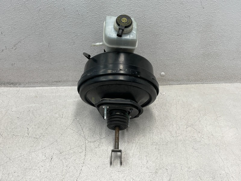 2013 2014 2015 F12 BMW M6 Power Brake Booster Master Cylinder Reservoir OEM 1660