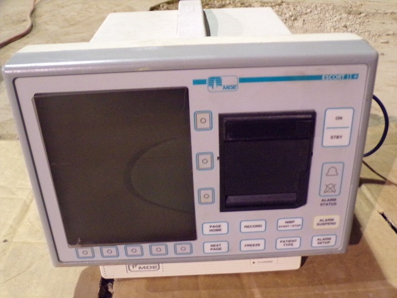 MDE Model 20101 S/N:1905 Escrot II+ Monitor *FREE SHIPPING*