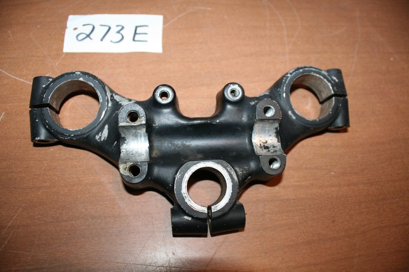 1975 Yamaha DT 400 Triple Tree Top Bridge OEM 75 B