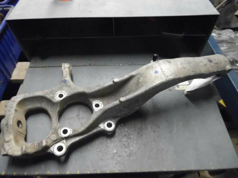 Passenger Front Spindle/Knuckle Excluding SRT8 Fits 05-10 GRAND CHEROKEE 123825
