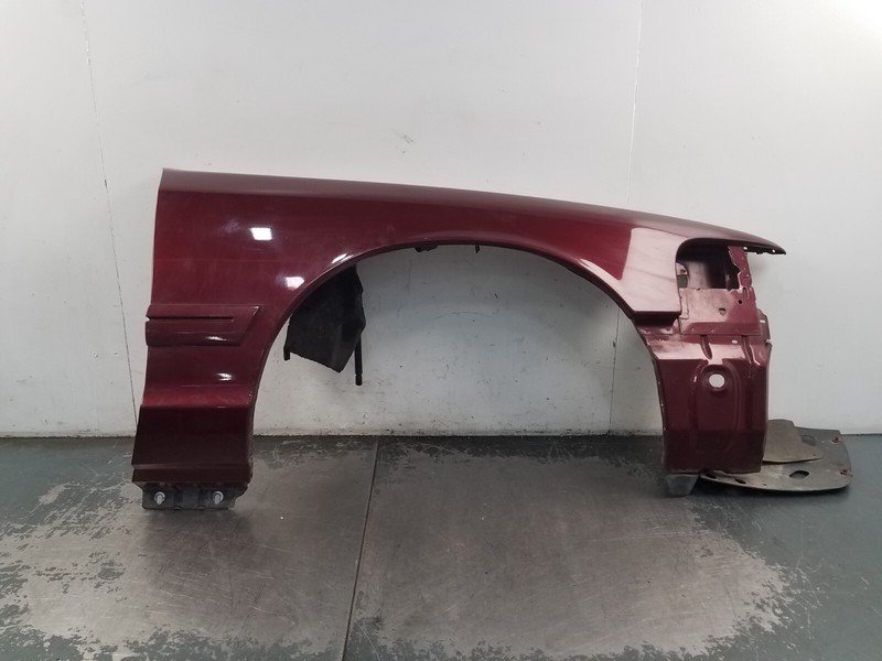 2004 03 04 Mercury Marauder Right Passenger Fender - * #1749 Y6