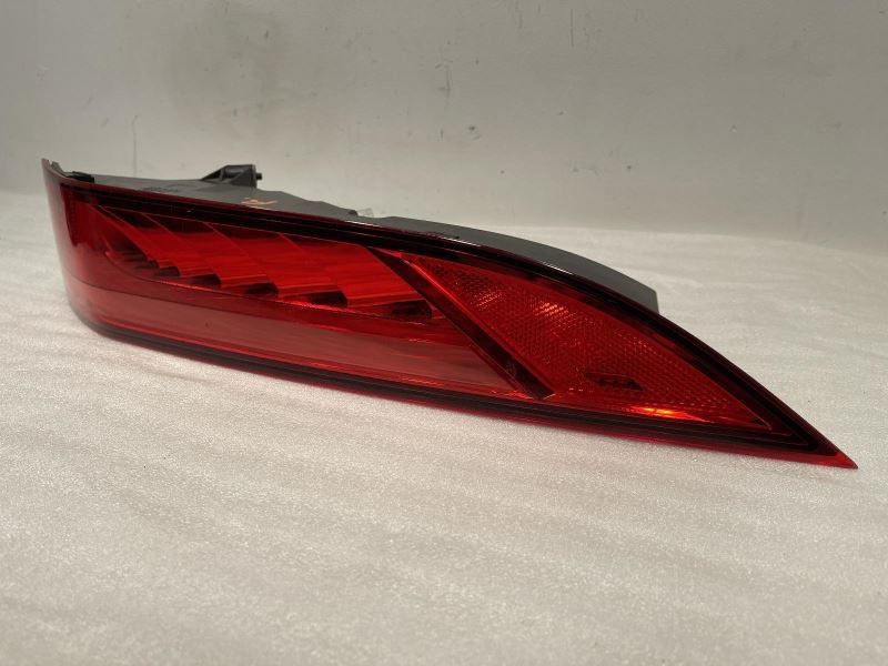 2017-2020 JAGUAR F-PACE RIGHT TAILLIGHT QUARTER MOUNTED 45K -PREMIUM- 45452