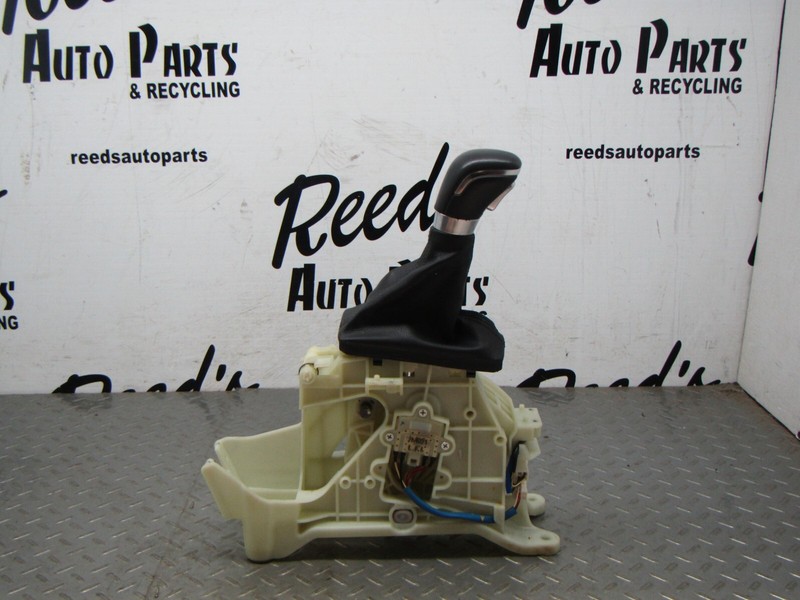 2017-2019 Hyundai Sonata Automatic Floor Shifter Gear Selector 46700C2520 OEM