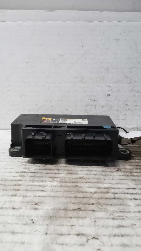 Used Air Bag Module fits: 2017 Gmc Acadia Air Bag below center console w/adaptiv