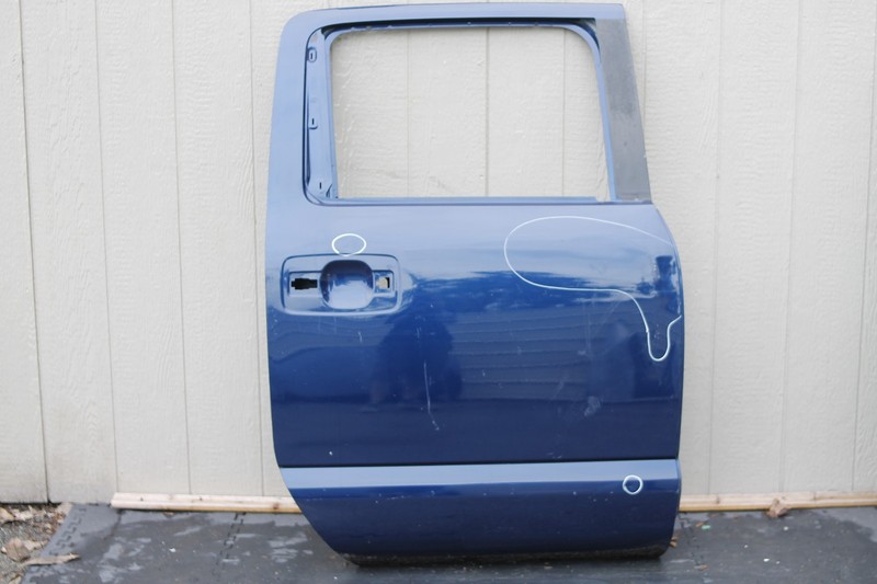 2016-2024 Nissan Titian Crew Cab Right Passenger Side Rear Door Shell Oem