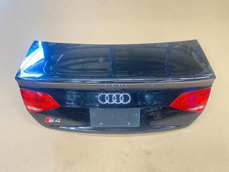 ⭐ 2009-2012 AUDI A4 S4 REAR TRUNK LID DECK PANEL TRIM BLACK OEM LOT2369