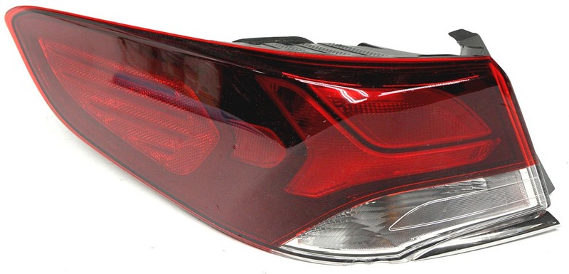 OEM Left Driver Side Halogen Tail Lamp For Hyundai Sonata (US) 92401-C2500