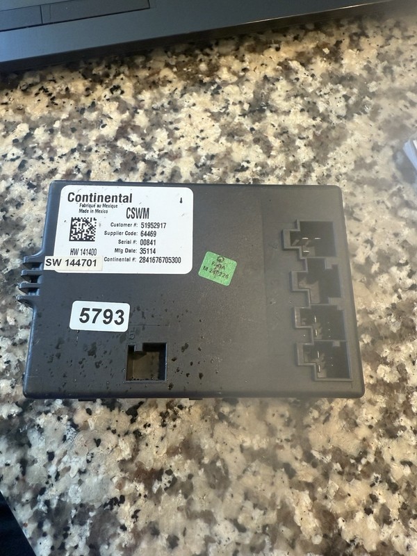15-17 Jeep Renegade OEM Power Seat Control Module Computer OEM 51952917