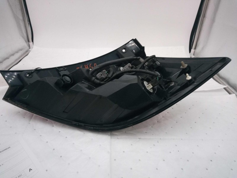 2018 Honda Civic Left Tail Light Assembly Black 627732 Used 143K Miles