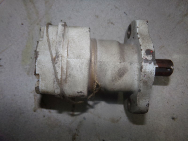 Hydraulic Motor 013996 1 *FREE SHIPPING*