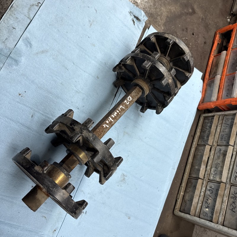 2002 POLARIS WIDE TRACKWIDETRAK LX Indy 500 L/C Track Drivers