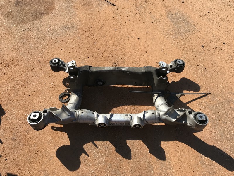 06 07 08 09 10 BMW 650I E63 E64 REAR SUBFRAME UNDERCARRIAGE OEM CROSS MEMBER