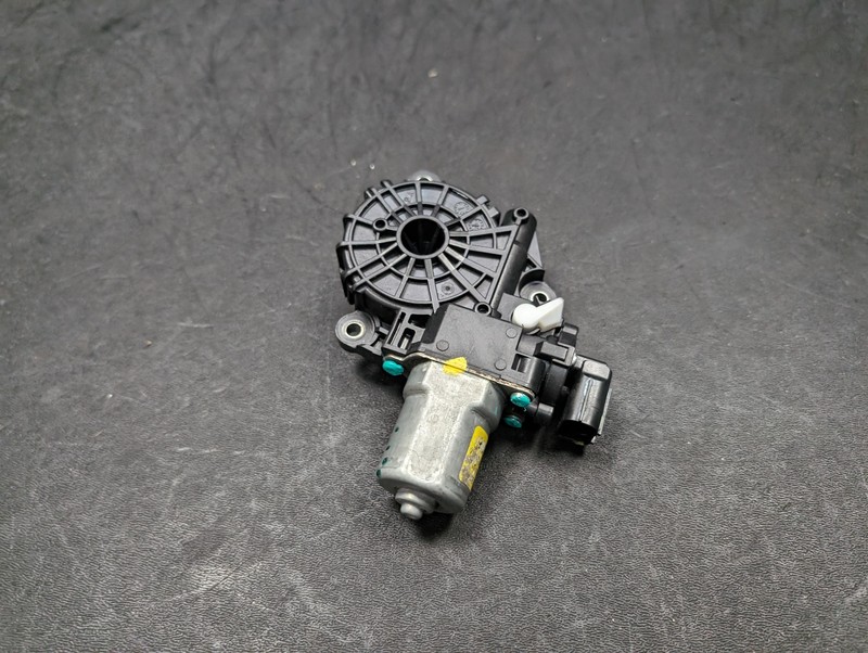Front Left Door Window Regulator Motor 2022 Honda Accord 72250-TVA-A01 18 - 23