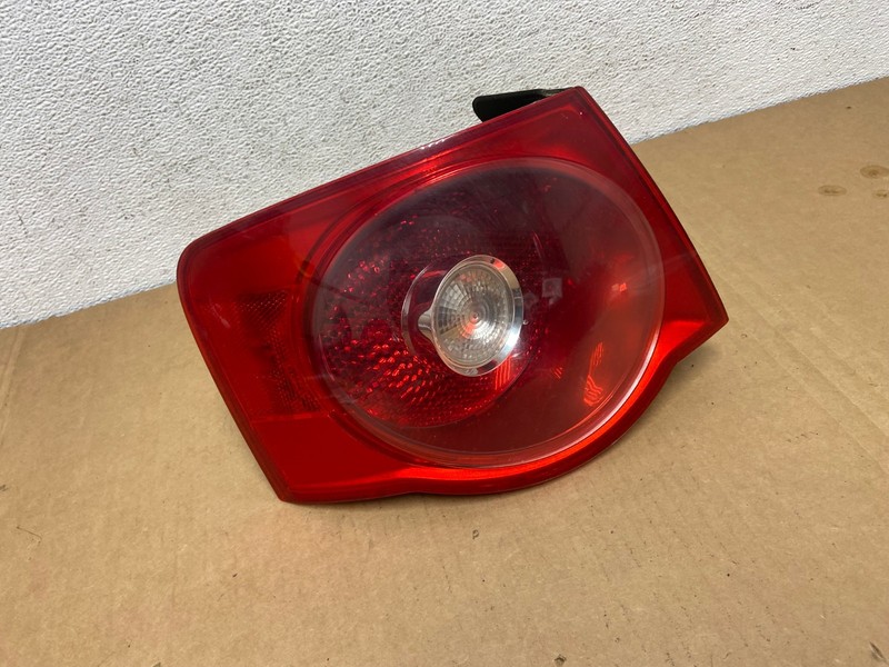 2005-2007 Volkswagen Jetta Sedan Left Driver Side Tail Light Oem AD2592 LK