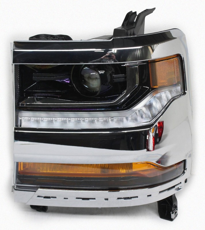OEM Left Driver Side HID Headlamp For Chevy Silverado 1500 Chrome bezel 84388723