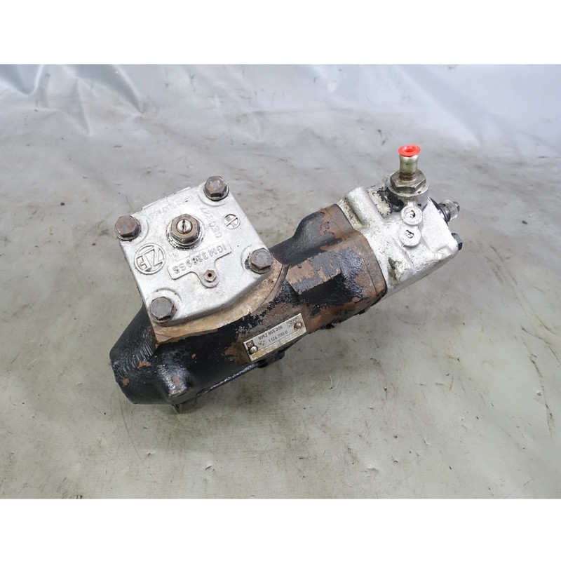 1982-1988 BMW E28 5-Series Hydraulic Power Steering Gearbox OEM