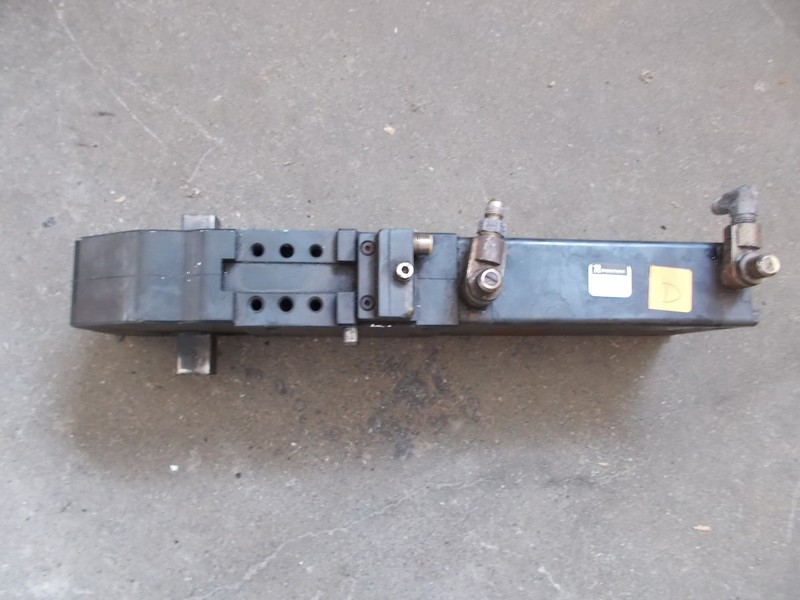 Tennessee Rand TRC63-N-1A-90 Pneumatic Clamp *FREE SHIPPING*