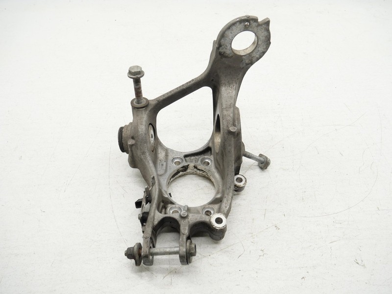 Used Rear Right Passenger Side Knuckle Spindle Hub 2014-2016 Audi RS7 C7 OEM