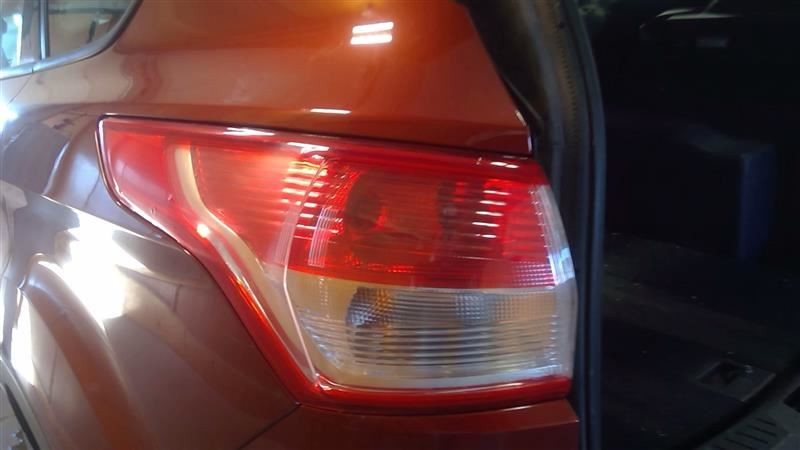 Driver Left Tail Light Quarter Panel Mounted Fits 13-16 ESCAPE 3372756