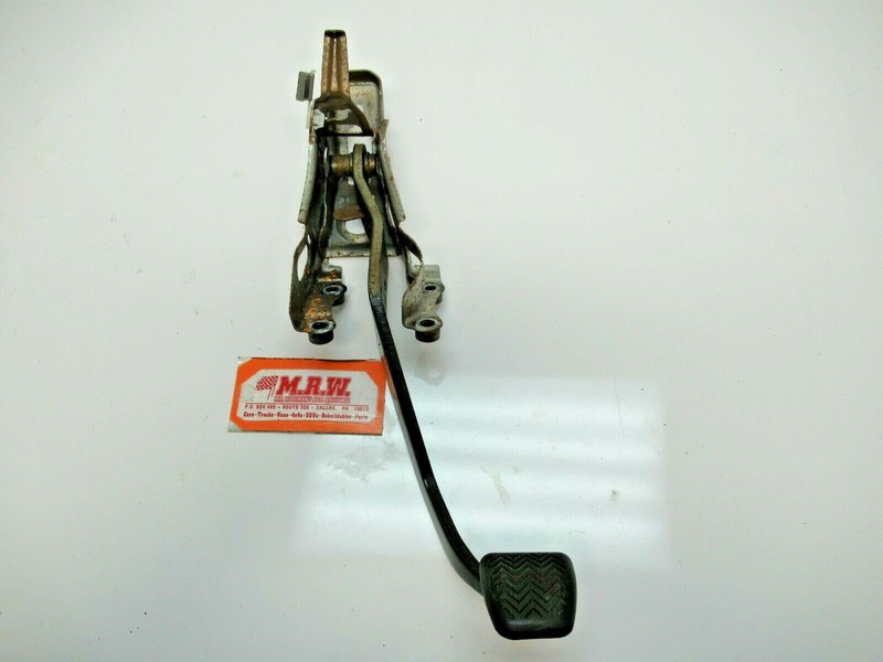 BRAKE PEDAL FOOT FLOOR PUSH STOP TAILLIGHT TAIL LIGHT LAMP REAR 08-15 SCION XB