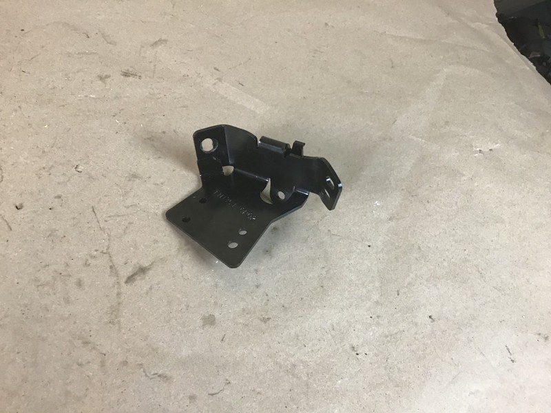 McLaren 650S 2015 Steering Column Brake Pedal Support Mount Bracket 15-17 ;:Y