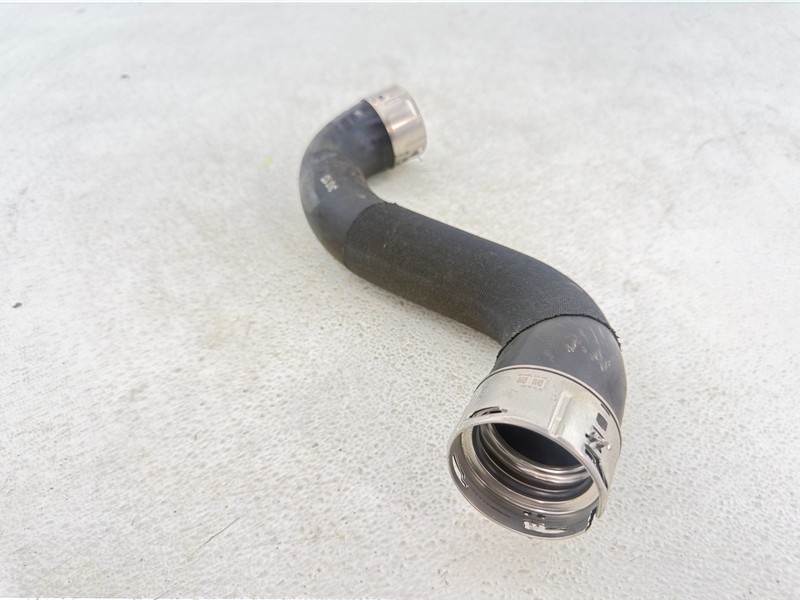 2020 - 2024 BUICK ENCORE GX RADIATOR COOLANT UPPER HOSE TUBE PIPE OEM