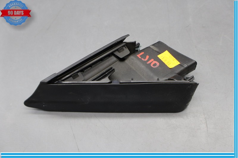 14-17 Maserati Ghibli M157 Front Left Driver Side Door Window Corner Cover Oem
