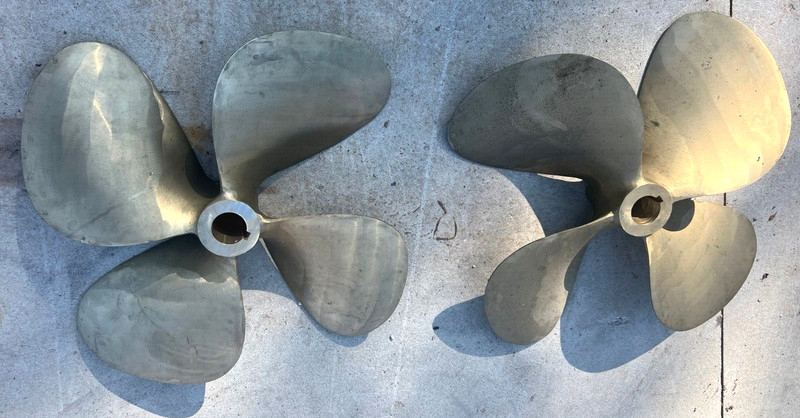 Michigan Nibral Propeller Pair 32" x 34" x 4 blade x 2-1/2" shaft FRESHWATER!