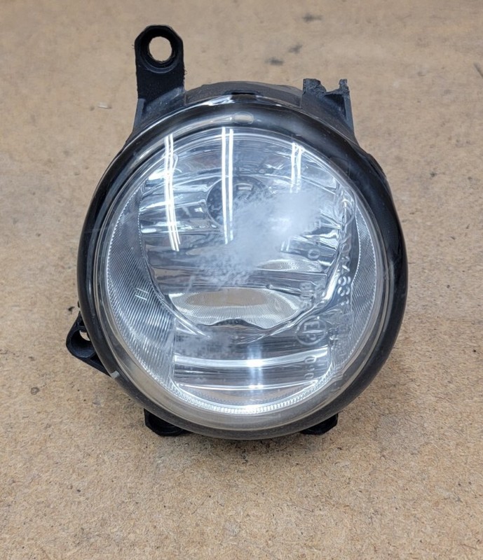 2010 2011 2012 2013 Lexus GX460 Front Bumper FogLight Right Side 81210-0W060 OEM
