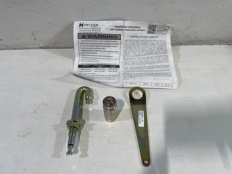 FOR 21-24 HYUNDAI PALISADE ANTI-THEFT LOCKING PIN AND REMOVABLE TOW HITCH 104725