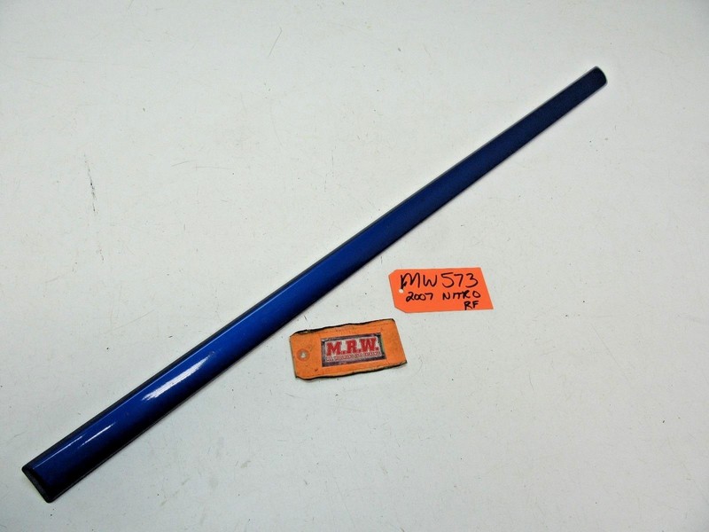 07-11 NITRO RIGHT FRONT DOOR PANEL MOLDING BLUE PASSENGER SIDE TRIM R RH RF