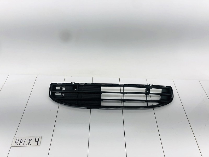 14-15 MITSUBISHI MIRAGE FRONT CENTER LOWER BUMPER GRILLE OEM