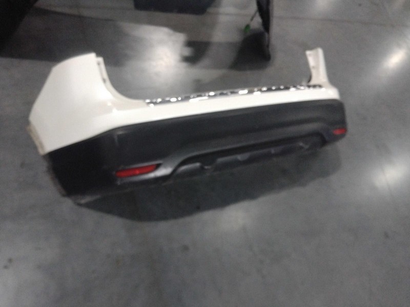 2017 Nissan Rogue Sport White Bumper Assembly OEM Good Condition 105K Miles