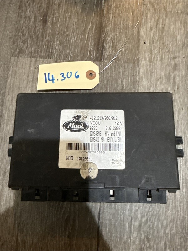 Mack VECU Control Module CECU 12MS411 12MS48M6 412.213/006/012
