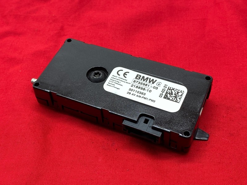 18-23 BMW F90 G30 5/7 M5 Series Radio Antenna Amplifier Diversity Module 55K OEM