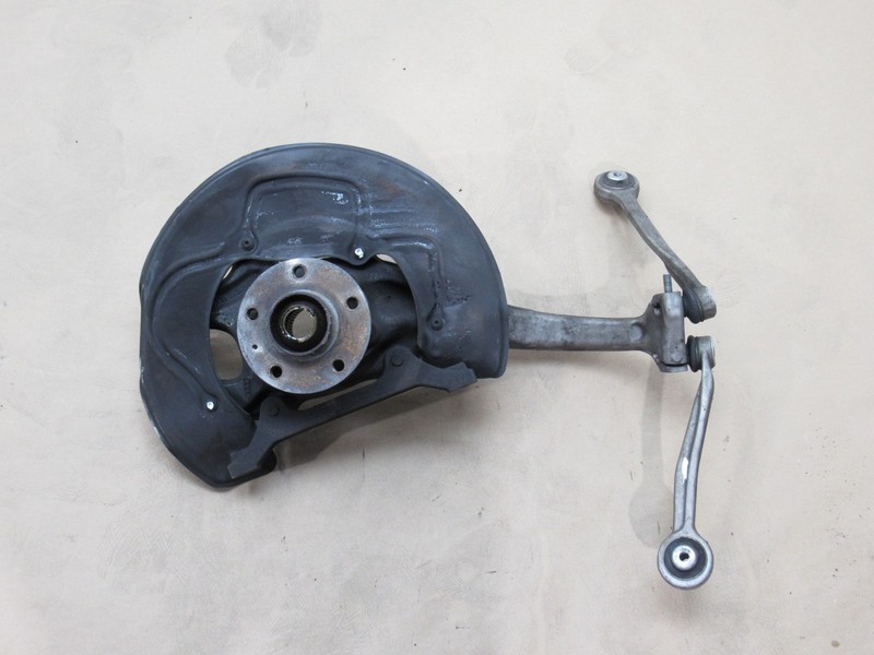 Audi RS7 C7 2016 Front Left Driver Spindle Knuckle Wheel Hub W / Arms 12-18 *