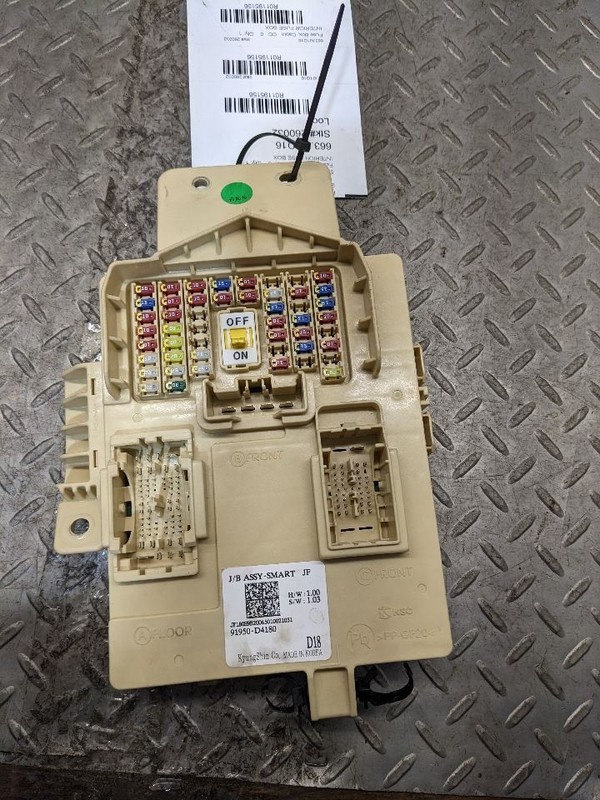 16-20 OPTIMA INTERIOR FUSE BOX OEM1195156