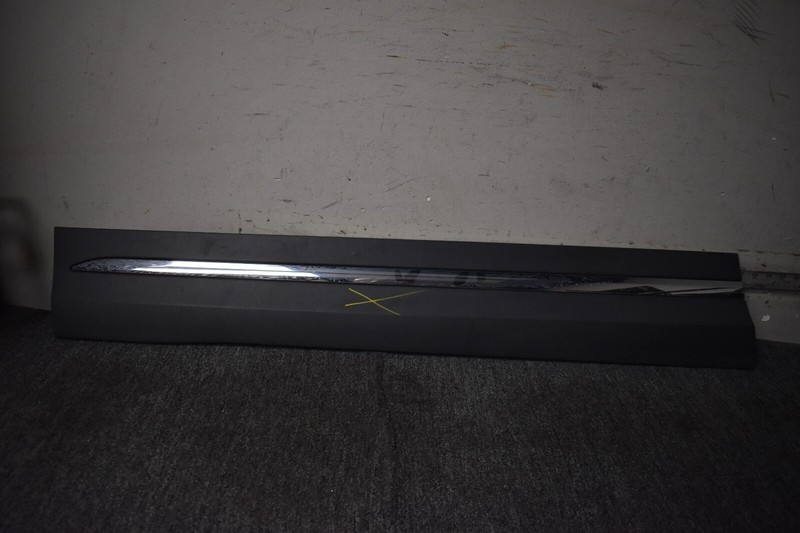 MERCEDES BENZ B CLASS DOOR MOLDING FACTORY OEM