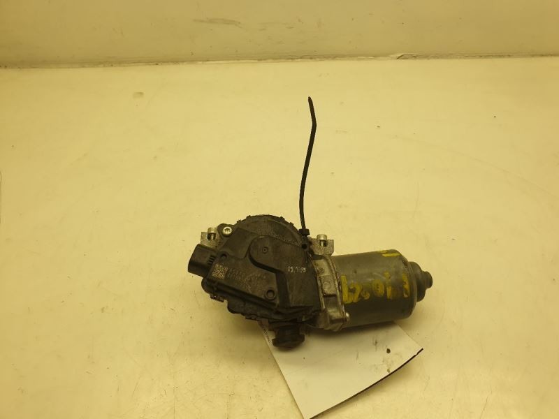 12-15 TOYOTA CAMRY XLE HYBRID FRONT WINDSHIELD WIPER MOTOR